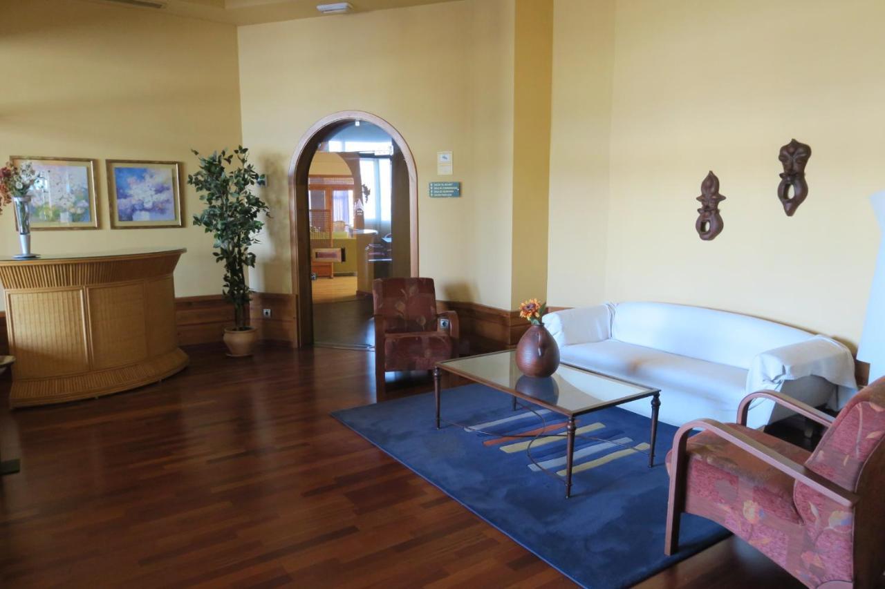 Hotel Las Eras Сафра Екстериор снимка